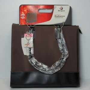 NWT Targus radiance support breast cancer notebook tote
